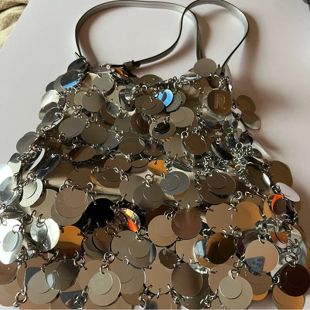 RABANNE BY PACO RABANNE SPARKLE SILVER DISC BAG NEW - Picture 3 of 15